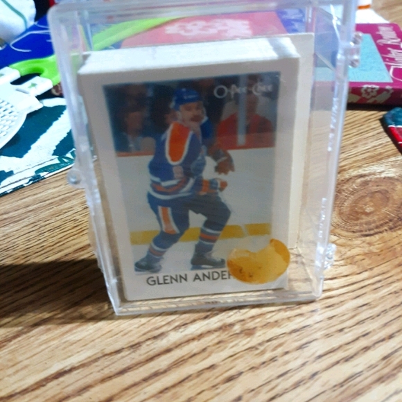 NHL Cards - Picture 1 of 6